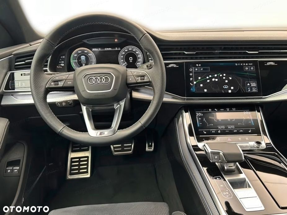 Audi Q8 - 6