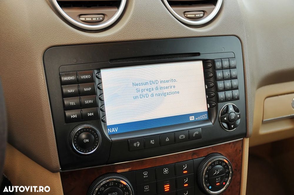 Mercedes-Benz ML - 16