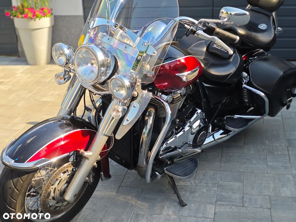 Triumph Thunderbird - 17