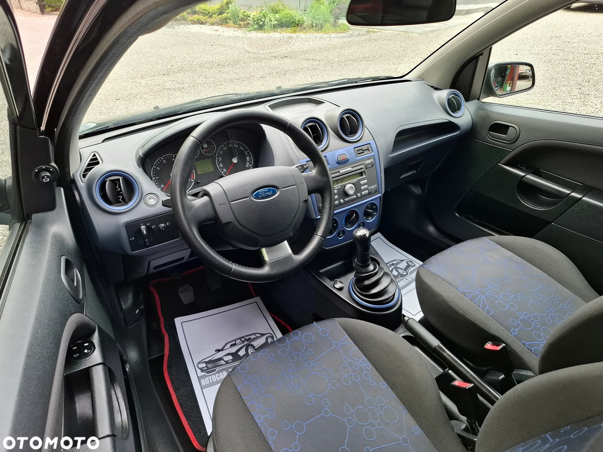 Ford Fiesta 1.3 Ambiente - 17