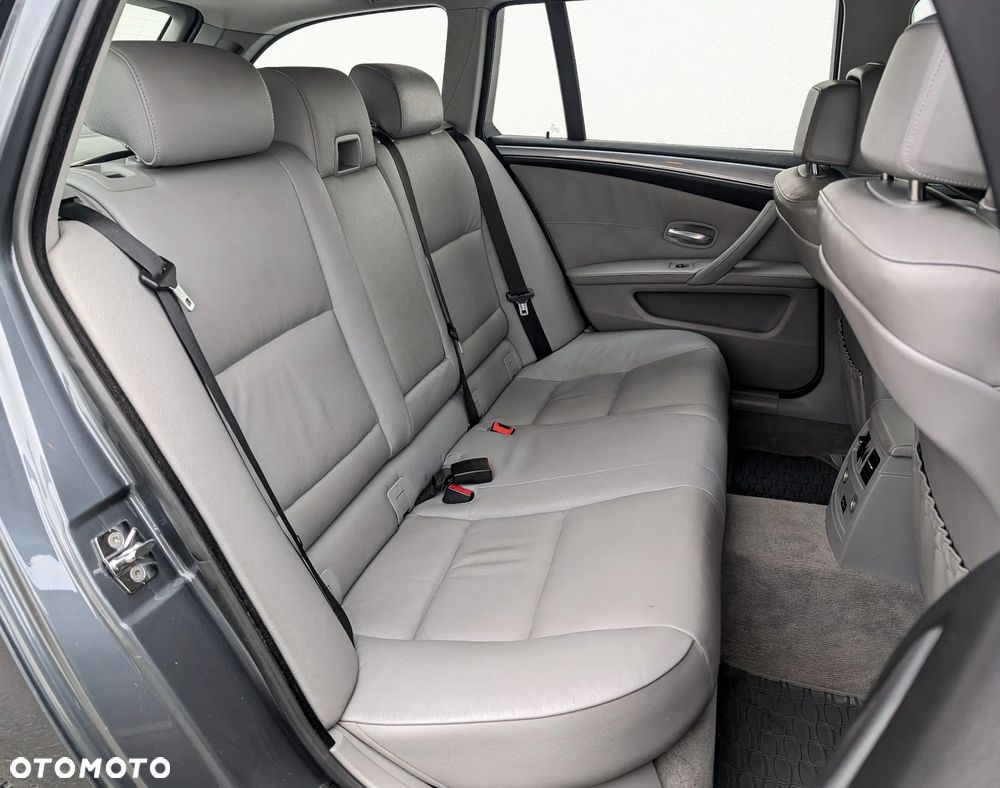BMW Seria 5 520d Touring Edition Exclusive - 19