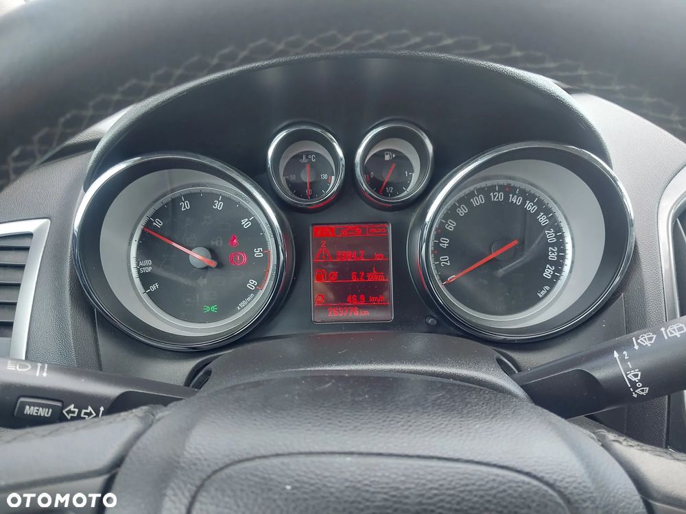 Opel Astra 1.6 CDTI Sport - 8