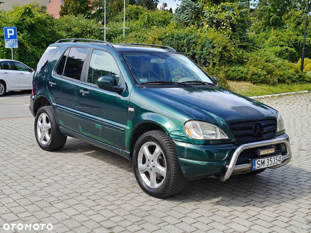 Mercedes-Benz ML - 14