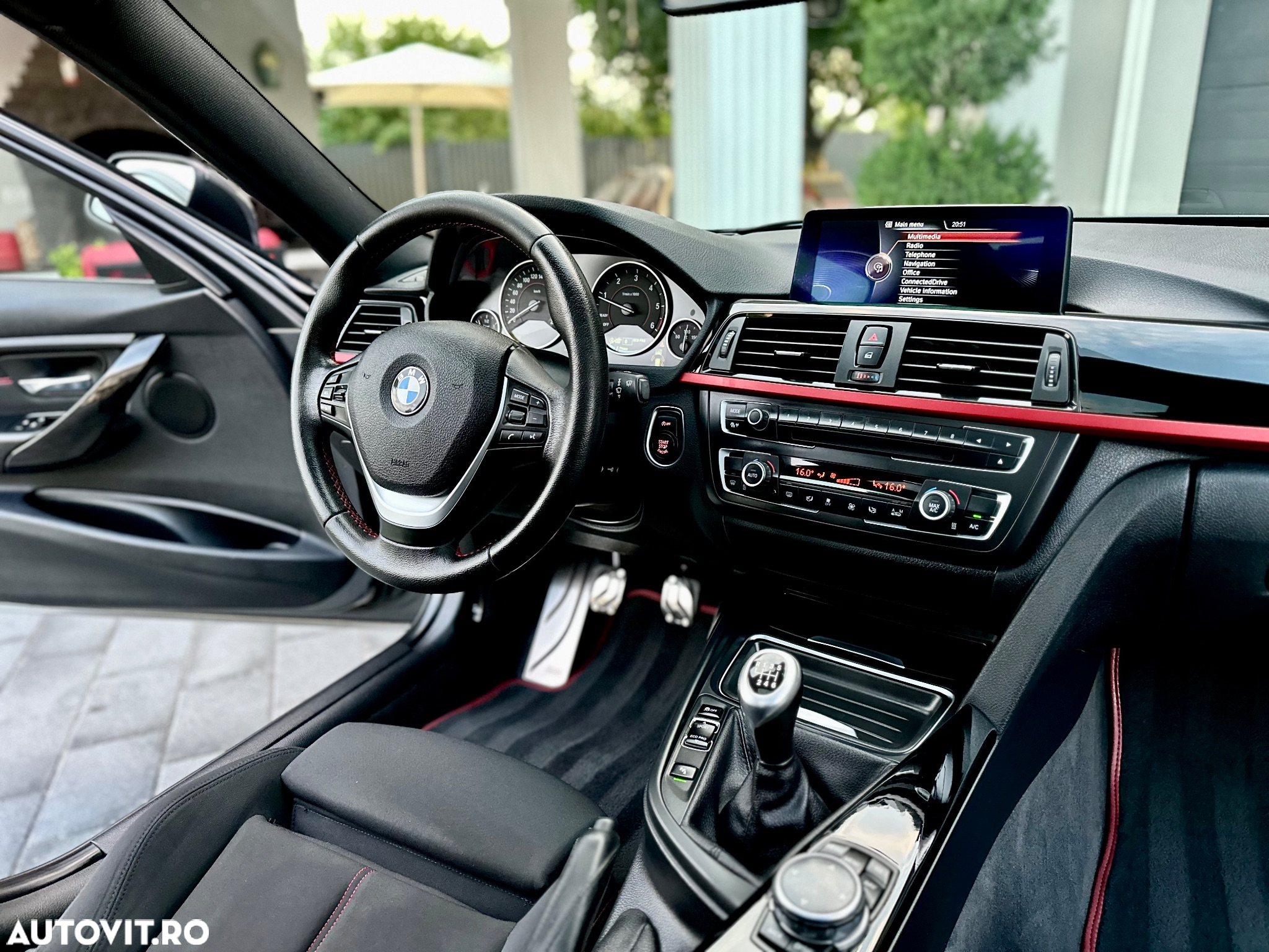 BMW Seria 3 320d Sport Line - 13