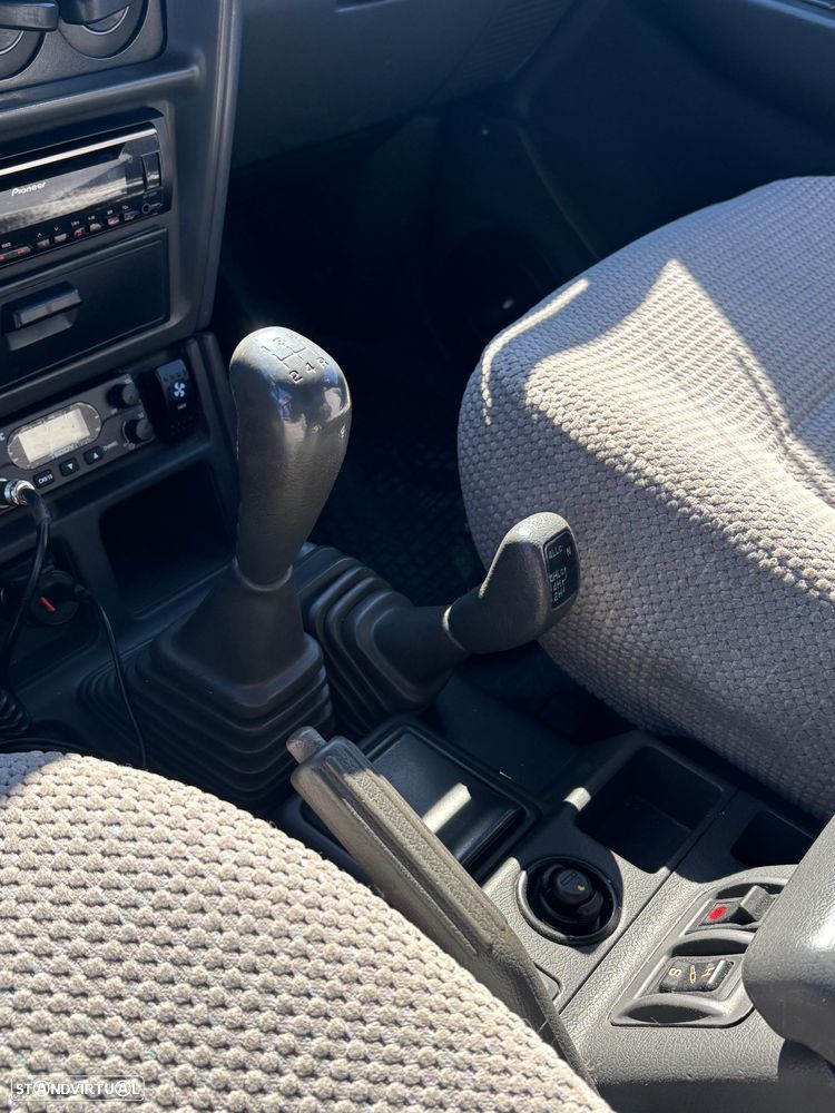 Mitsubishi Pajero 2.8 TD GLS - 7