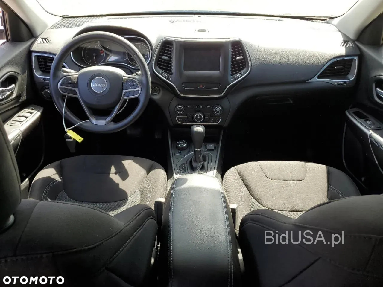 Jeep Cherokee - 2
