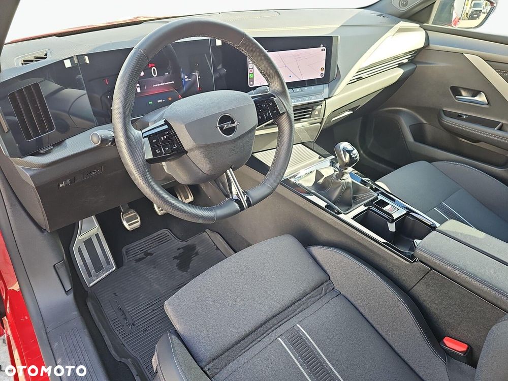 Opel Astra 2023 photo 4