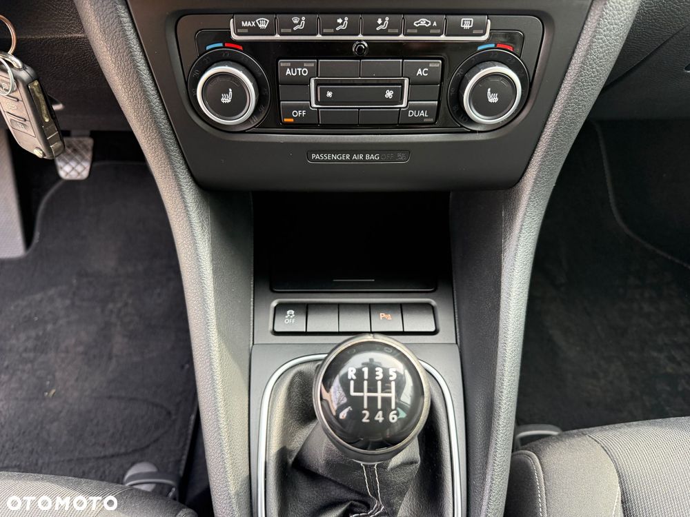 Volkswagen Golf 1.2 TSI MATCH - 14