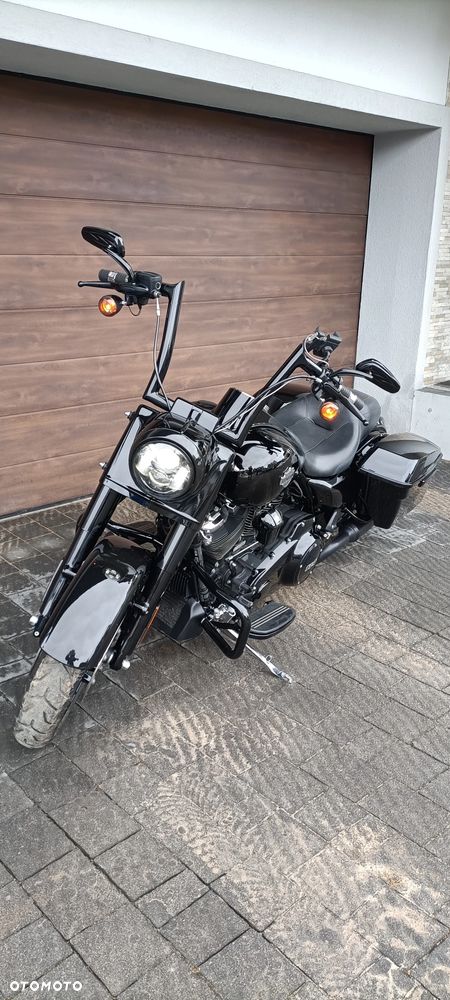Harley-Davidson Touring Road King - 2