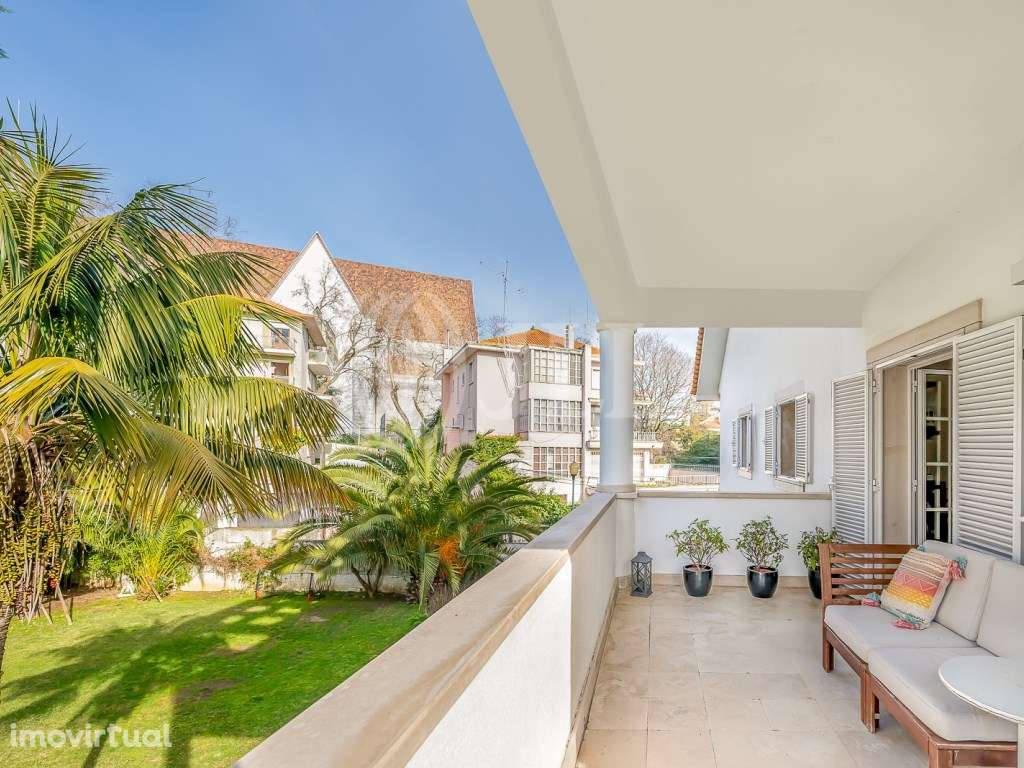 Moradia T10 com jardim, em Alvalade, Lisboa - Grande imagem: 3/37