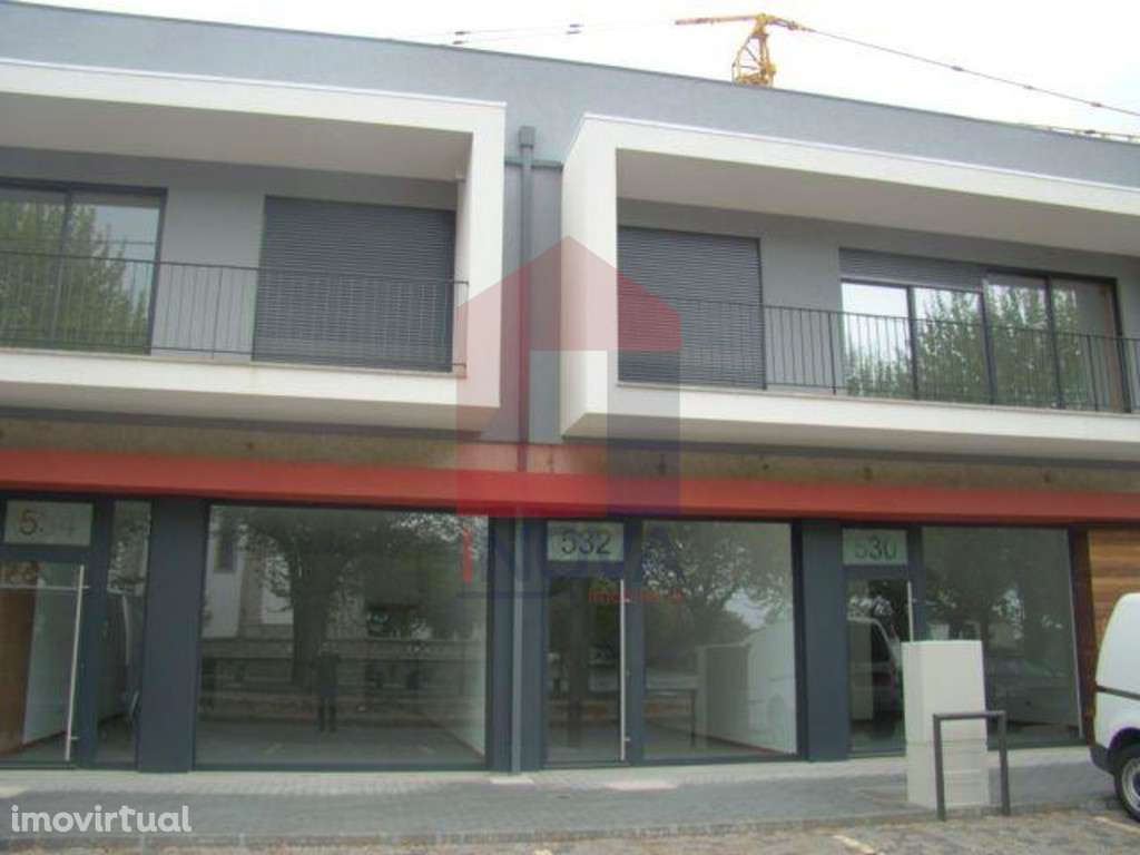 Vende-se Loja, Soutelo - Grande imagem: 2/2