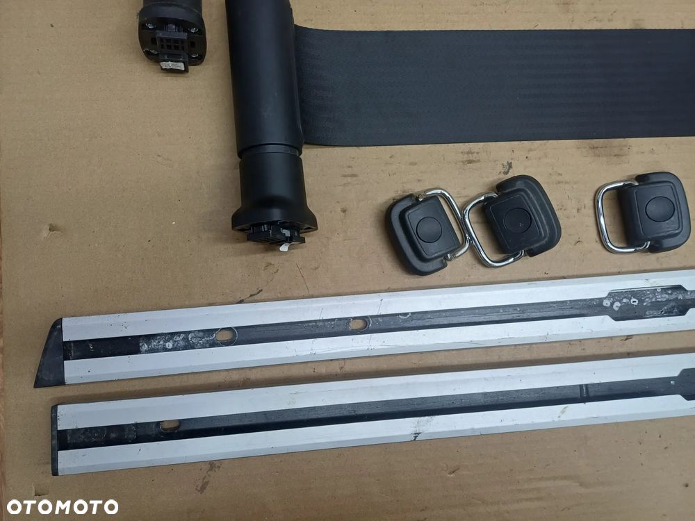 Zestaw mocowania bagażu przegroda bagaznika skoda Superb II kombi FIXIERSET 4F9860379 3T9863556A 4F9860204 - 2