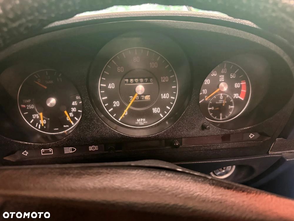 Mercedes-Benz SL - 14