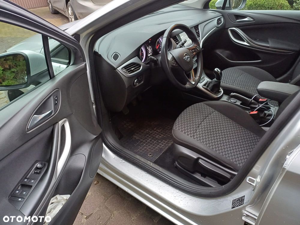 Opel Astra 1.6 CDTI Elite - 9