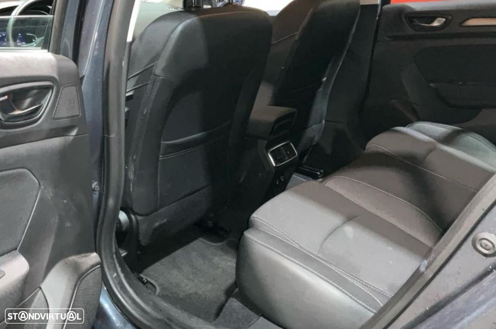 Renault Mégane Sport Tourer 1.5 Blue dCi Equilibre EDC - 6