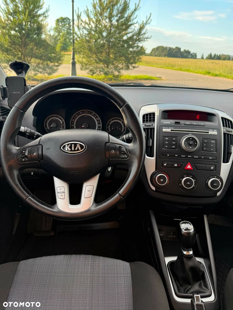 Kia Ceed 1.6 CVVT Edition 7 - 8