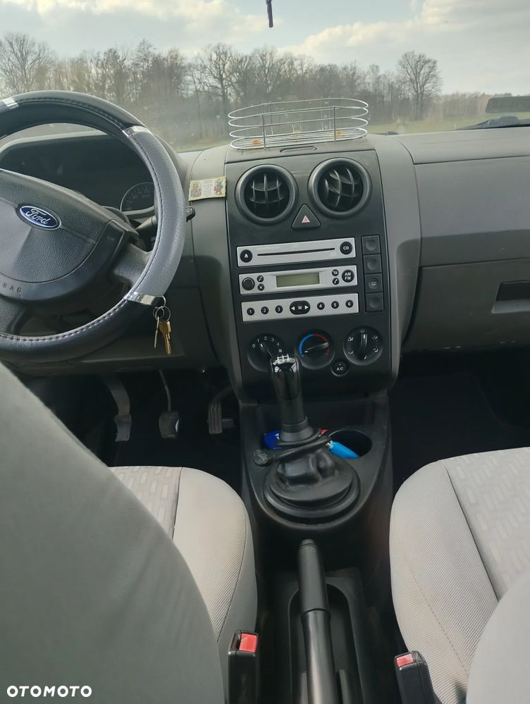 Ford Fusion 1.6 TDCI Trend - 8
