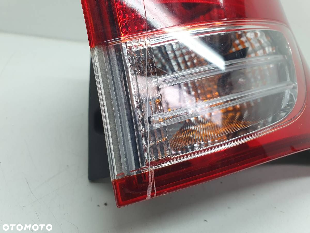 LAMPA TYŁ TYLNA PRAWA W BŁOTNIK HYUNDAI IX20 EU 92402-1K0 - 2