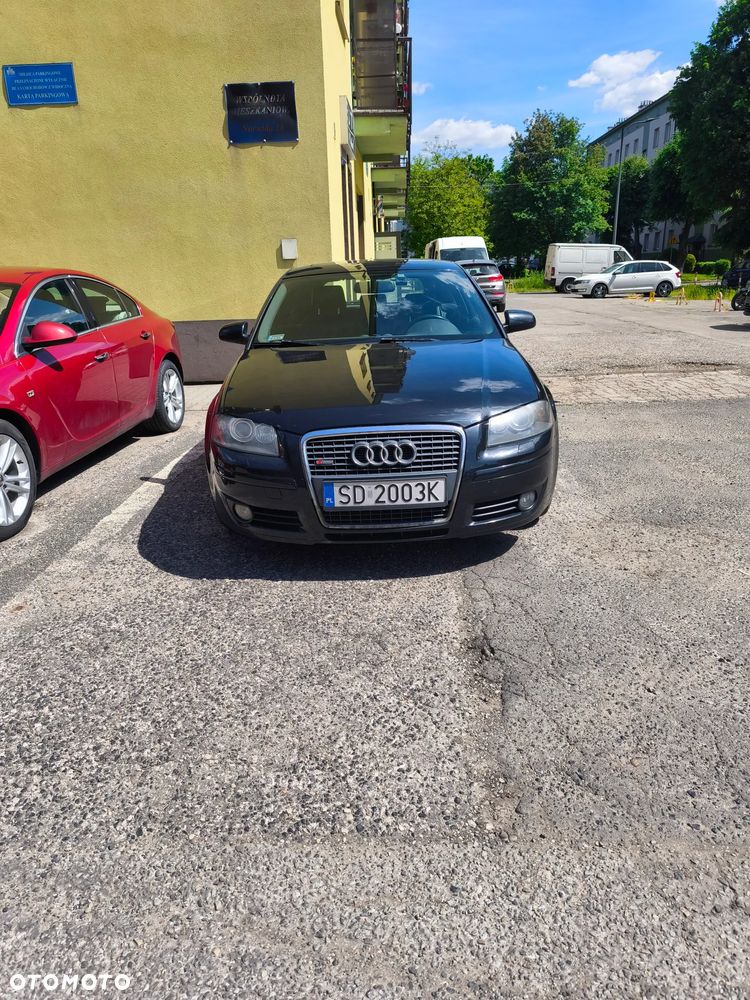 Audi A3 3-drzwiowe 2.0 FSI Ambition - 2
