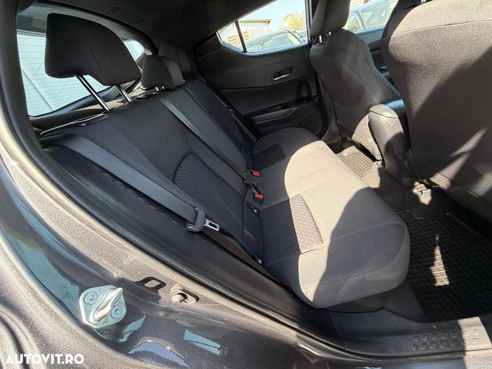 Toyota C-HR 1.8 HSD 122 CP 4x2 CVT Style - 17