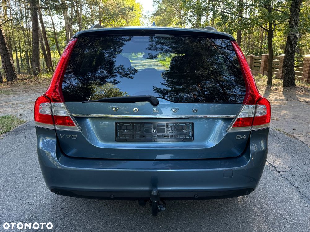 Volvo V70 D4 Momentum - 9