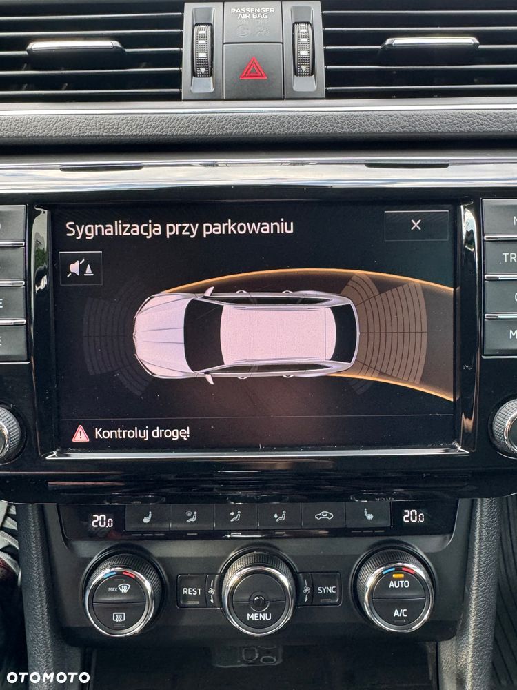 Skoda Superb 2.0 TDI Style DSG - 13