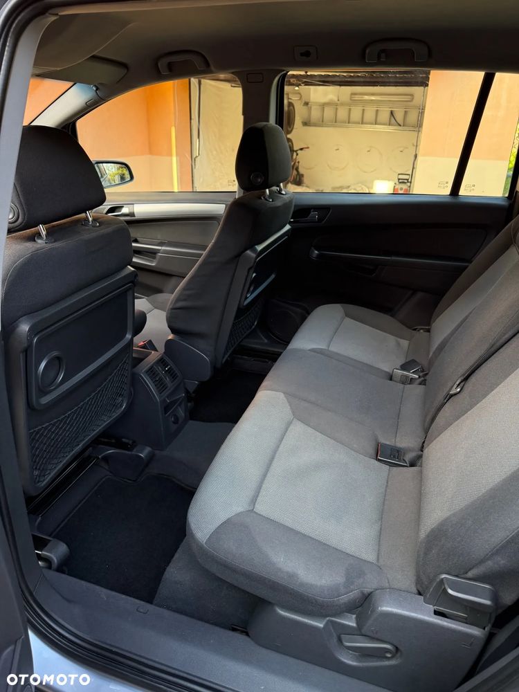 Opel Zafira 1.9 CDTI Edition - 18