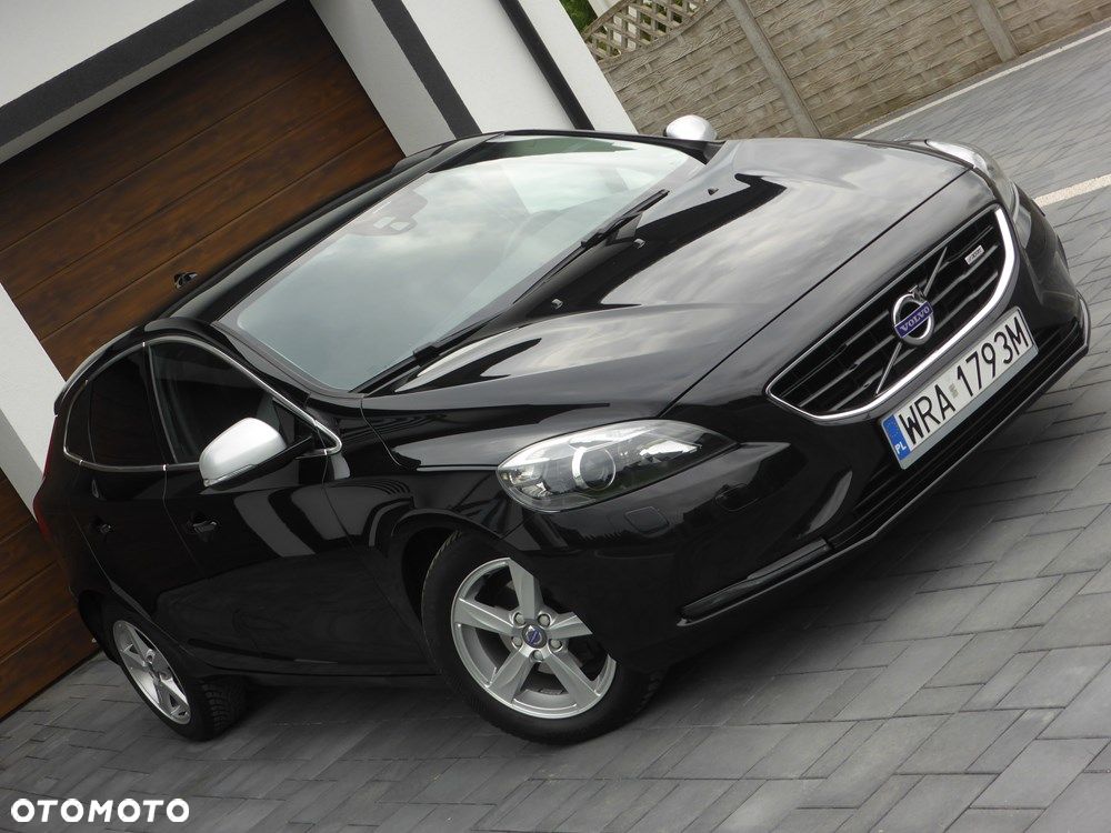 Volvo V40 D2 Momentum - 12