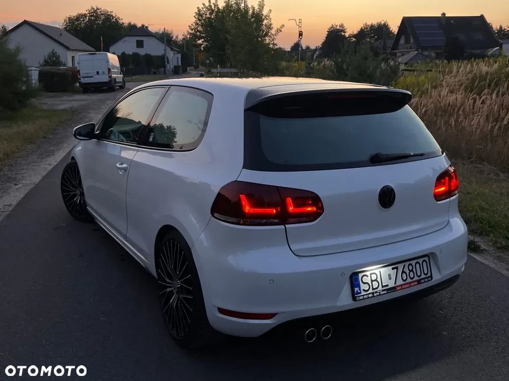 Volkswagen Golf 2.0 TDI GTD - 3