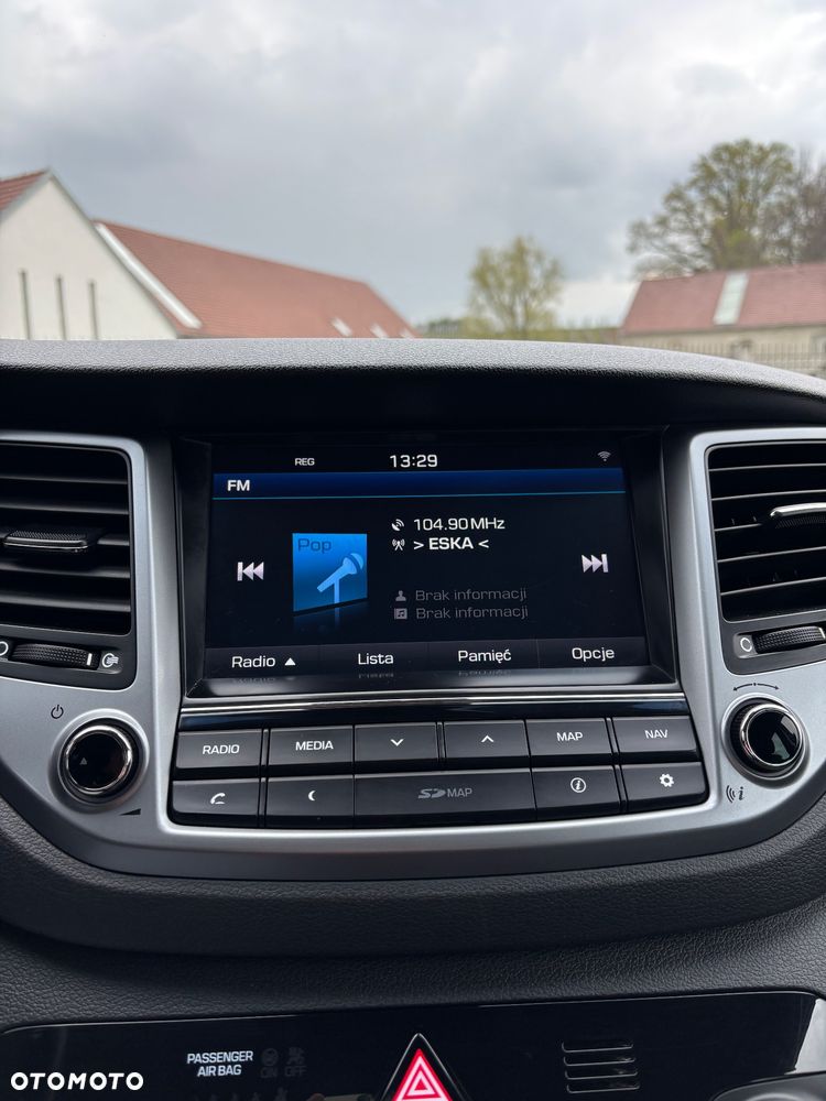 Hyundai Tucson 2.0 CRDI BlueDrive Style 2WD - 25