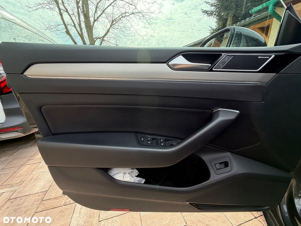 Volkswagen Arteon 2.0 TDI SCR DSG R-Line Edition - 17