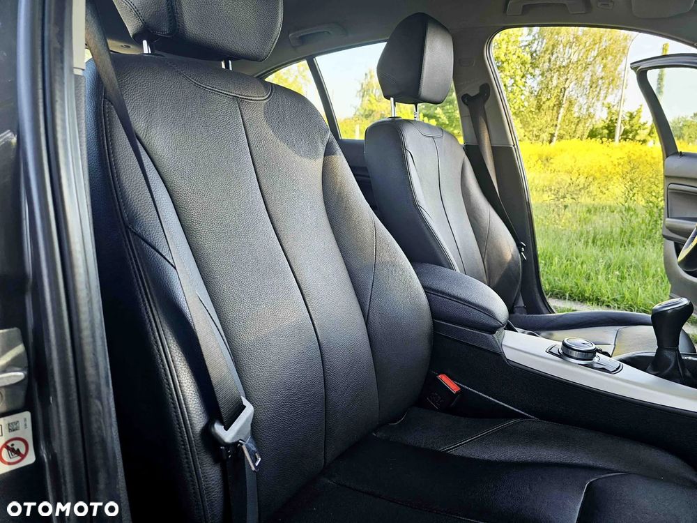 BMW Seria 1 118i Edition Metropolitan - 22