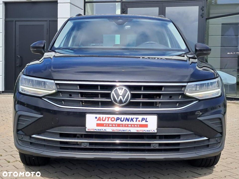 Volkswagen Tiguan - 8