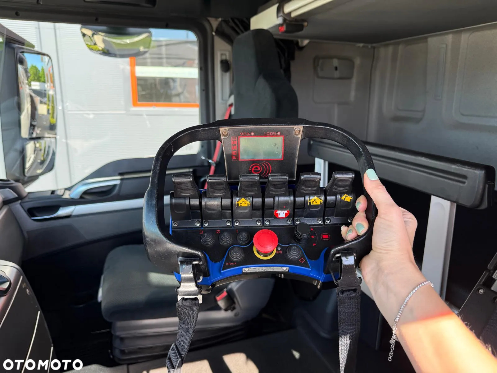 MAN TGS TGX 26.400 // E6 // 6x2 // platforma + FASSI F455RA.2.25 // Do przewozu kontenerów dzwig żuraw HDS kran crane laweta - 41