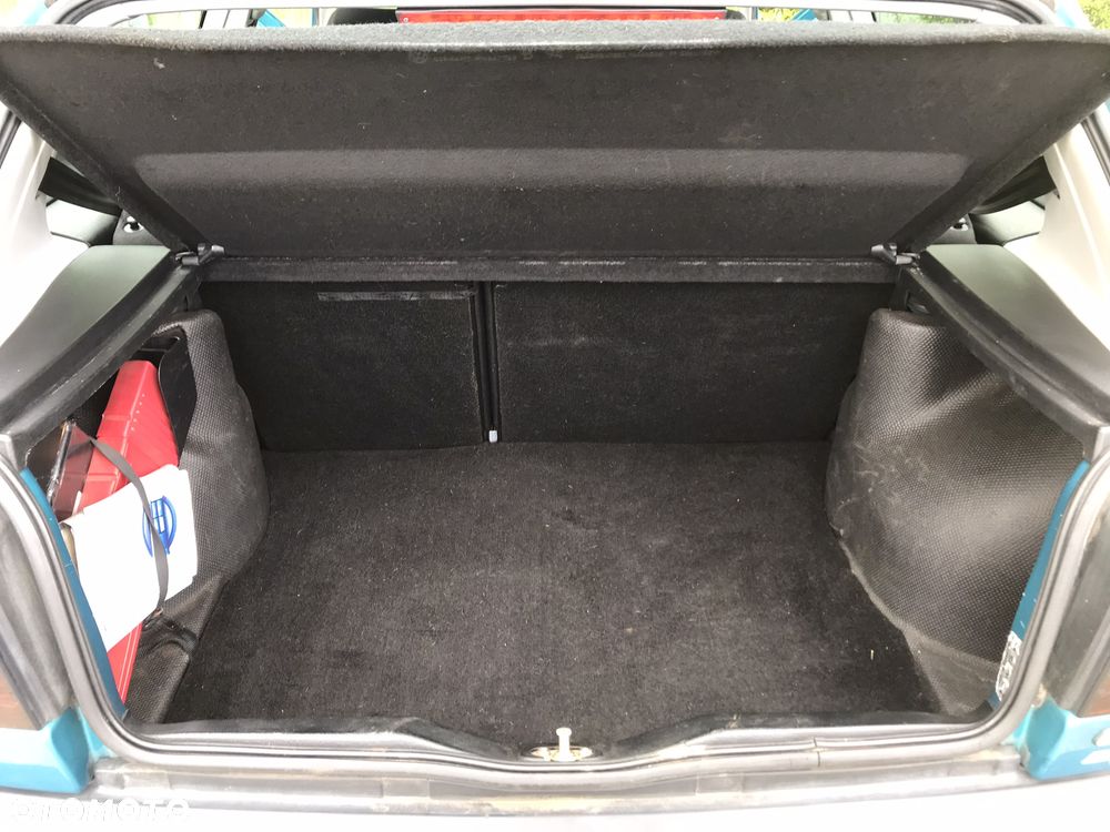 Volkswagen Golf - 16