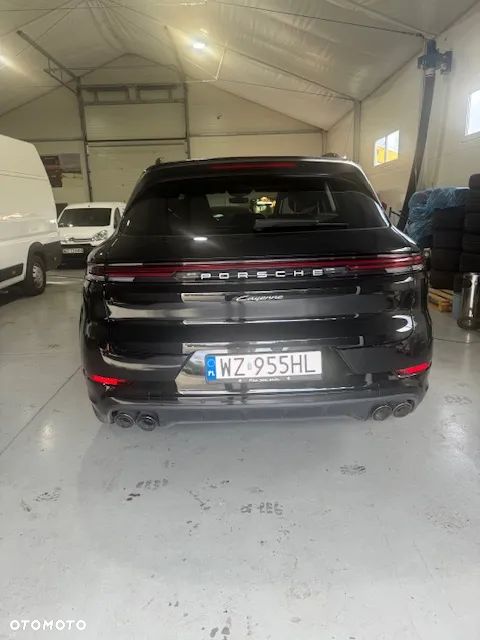 Porsche Cayenne - 4