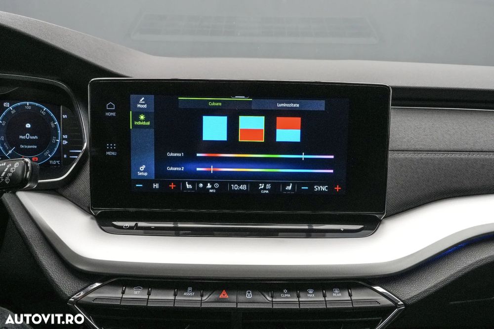 Skoda Octavia 2.0 TDI DSG 4X4 Scout - 22