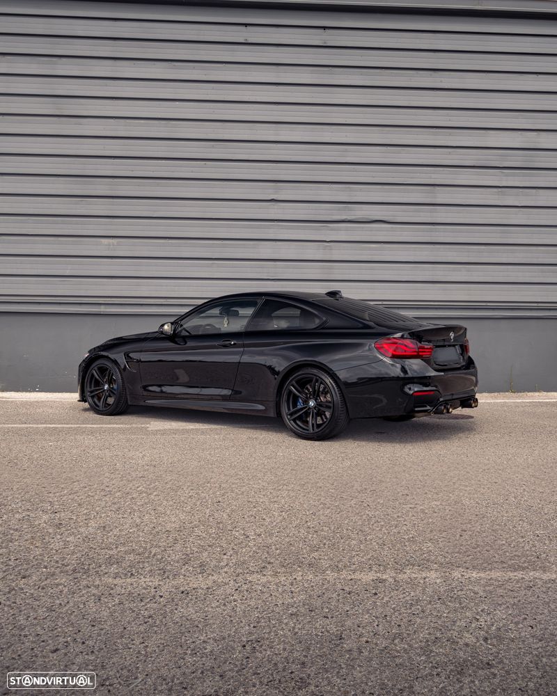 BMW M4 Auto - 9