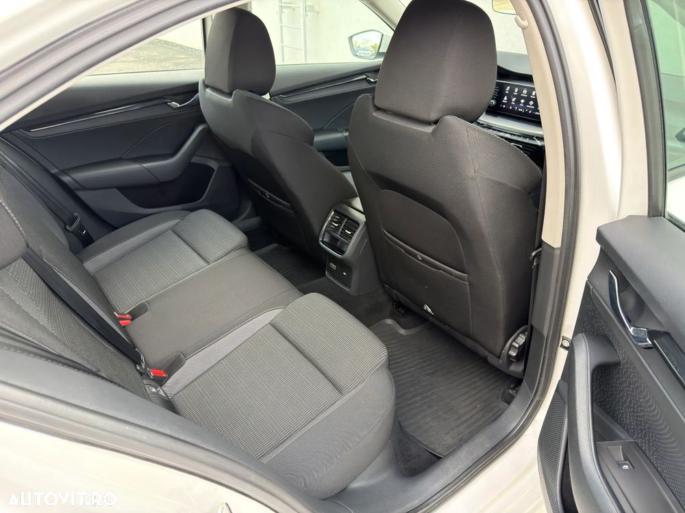 Skoda Octavia 2.0 TDI Ambition - 27