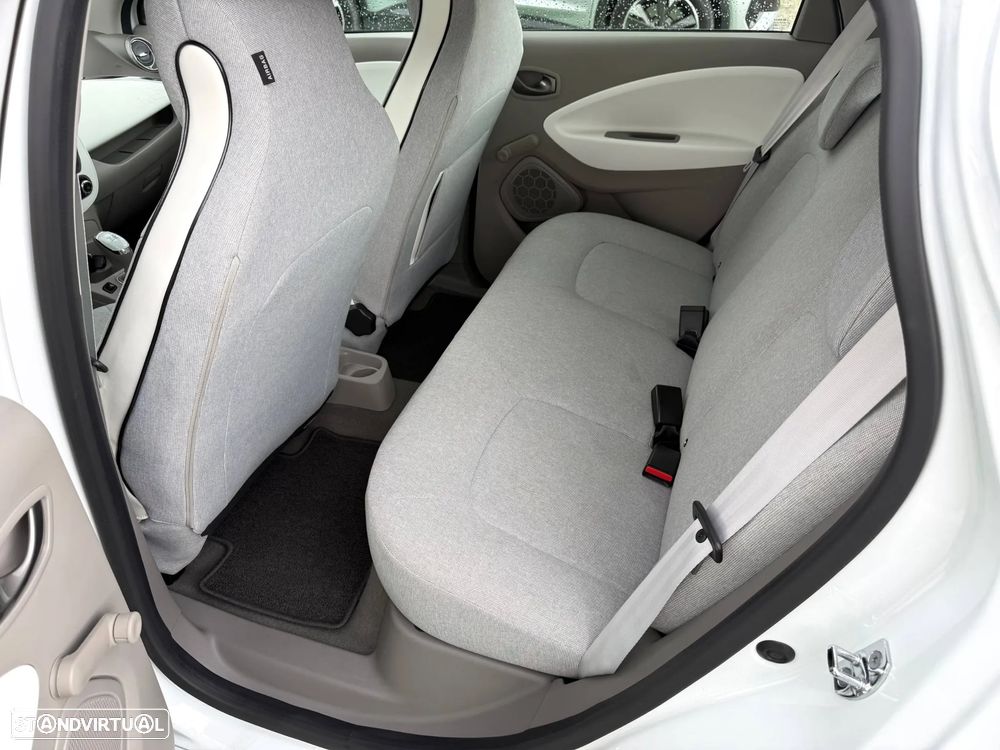 Renault Zoe (c/ Bateria) 41 kwh Intens - 9