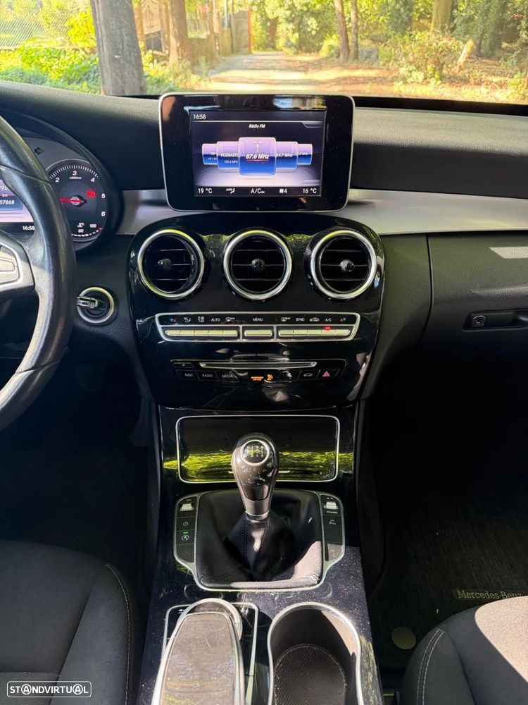 Mercedes-Benz C 200 d Avantgarde - 24