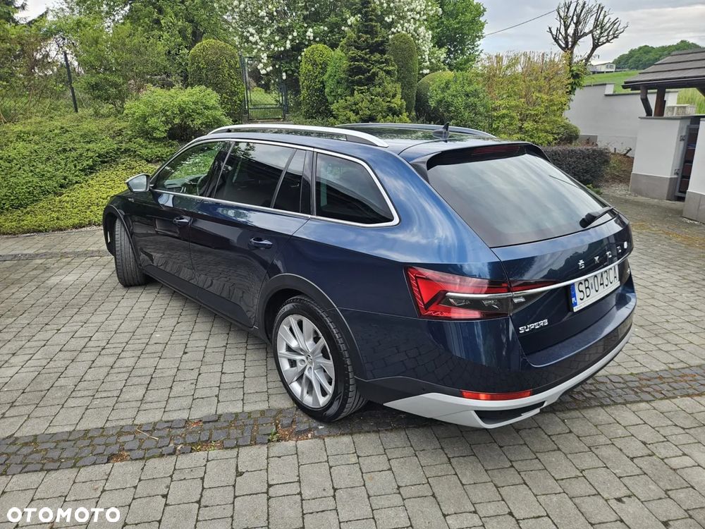 Skoda Superb 2.0 TDI SCR 4x4 Scout DSG - 5