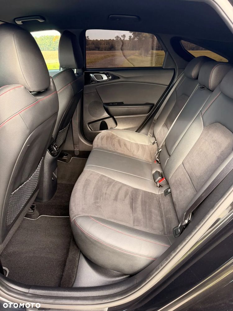 Kia ProCeed 1.6 T-GDI DCT7 OPF GT - 11