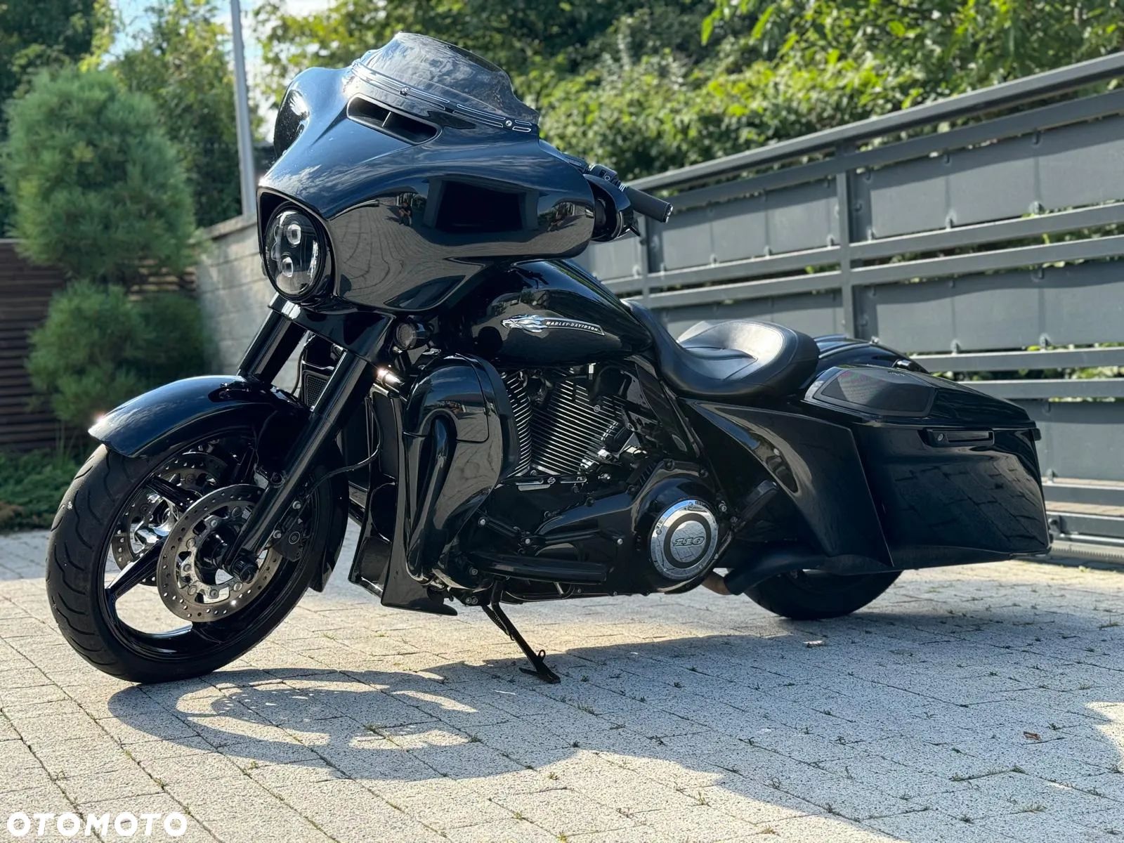 Harley-Davidson CVO Street Glide - 1