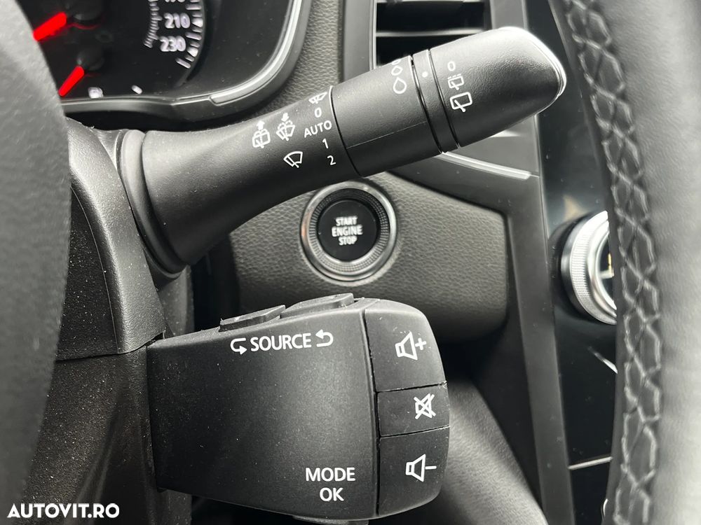 Renault Megane Blue dCi EDC Zen - 19