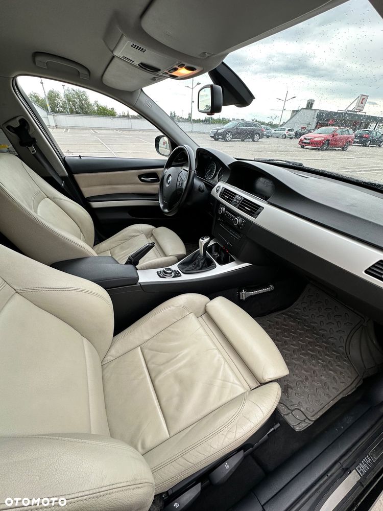 BMW Seria 3 - 12
