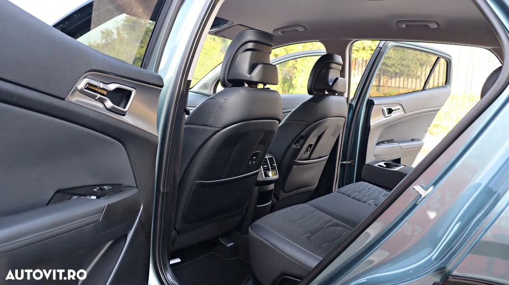 Kia Sportage 1.6 DSL MHEV 7DCT HP 4x2 Plus - 16