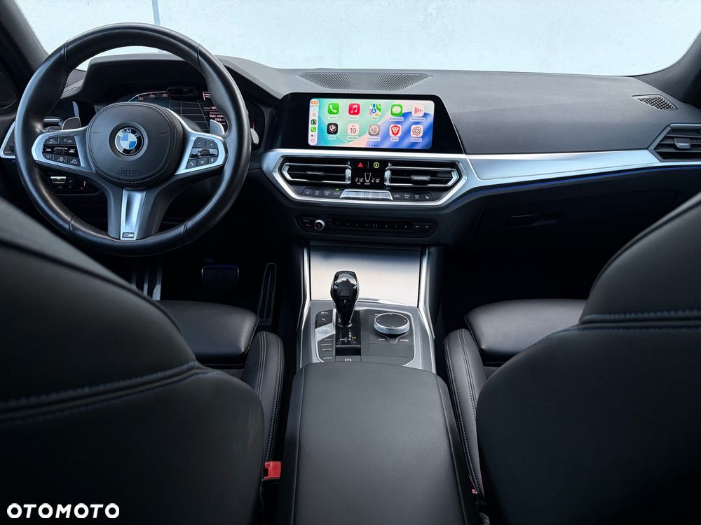 BMW Seria 3 320d Edition M Sport Shadow - 17