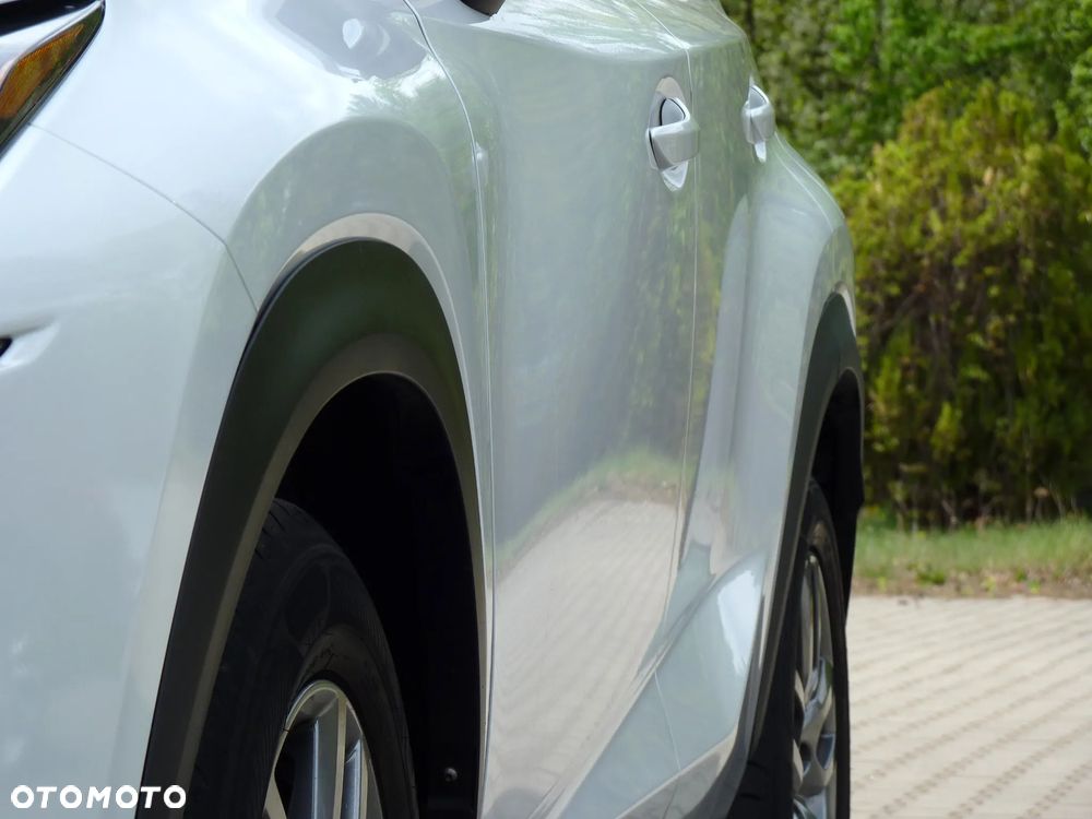 Lexus NX 200t Comfort AWD - 10