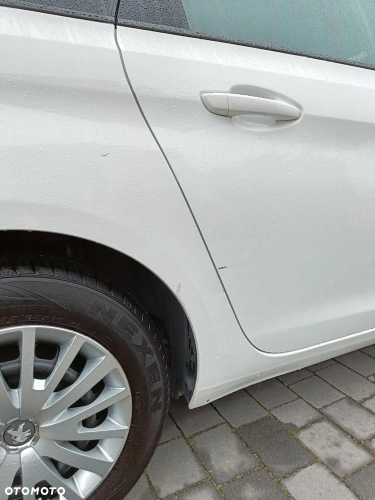 Peugeot 308 1.6 BlueHDi Business Line S&S - 15